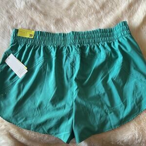 NWT all in motion Size XXL Women's Teal 3” Inseam Run Shorts